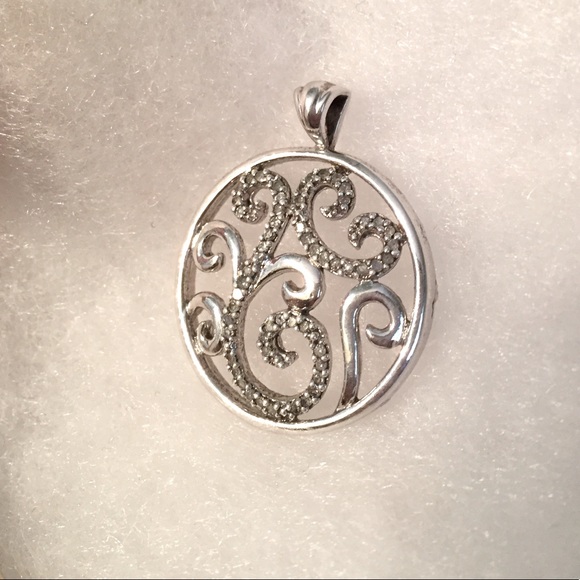 Sterling Silver & Diamond Pendant - Picture 1 of 8
